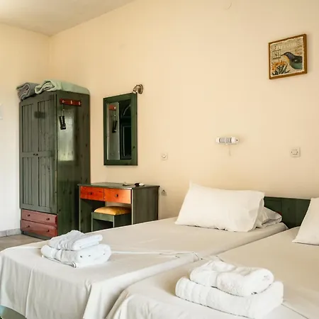 Anemona F * Κατελειός