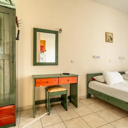 Anemona F Apartman Kateliósz